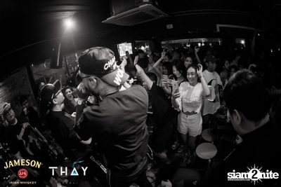 Thay Days กับ Ur Boy TJ ที่ เท เอกมัย — photo 112