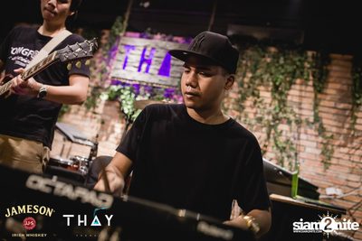 Thay Days กับ The Mousses ที่ เท เอกมัย — photo 25