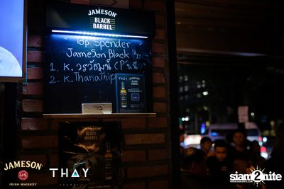 Thay Days กับ Greasy Cafe ที่ เท เอกมัย — photo 6