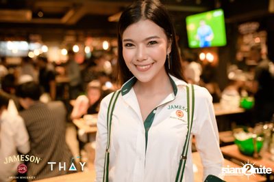Thay Days กับ Greasy Cafe ที่ เท เอกมัย — photo 10