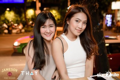 Thay Days กับ Greasy Cafe ที่ เท เอกมัย — photo 11
