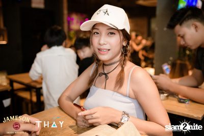 Thay Days กับ Greasy Cafe ที่ เท เอกมัย — photo 16