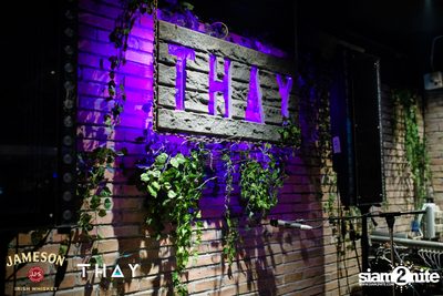 Thay Days กับ Greasy Cafe ที่ เท เอกมัย — photo 42