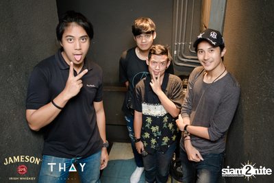Thay Days กับ Greasy Cafe ที่ เท เอกมัย — photo 57