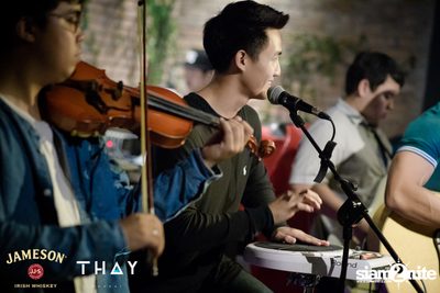 Thay Days กับ Greasy Cafe ที่ เท เอกมัย — photo 62