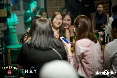 Thay Days กับ Greasy Cafe ที่ เท เอกมัย — photo 63