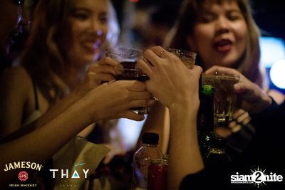 Thay Days กับ Greasy Cafe ที่ เท เอกมัย — photo 66