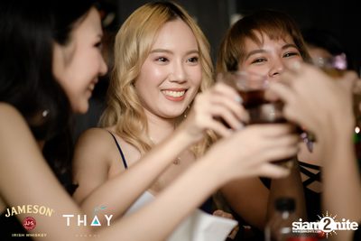 Thay Days กับ Greasy Cafe ที่ เท เอกมัย — photo 67