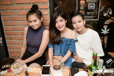 Thay Days กับ Greasy Cafe ที่ เท เอกมัย — photo 76