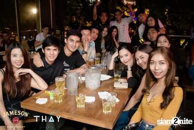 Thay Days กับ Greasy Cafe ที่ เท เอกมัย — photo 82