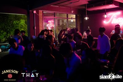 Thay Days กับ Greasy Cafe ที่ เท เอกมัย — photo 84
