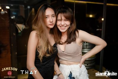Thay Days กับ Greasy Cafe ที่ เท เอกมัย — photo 89