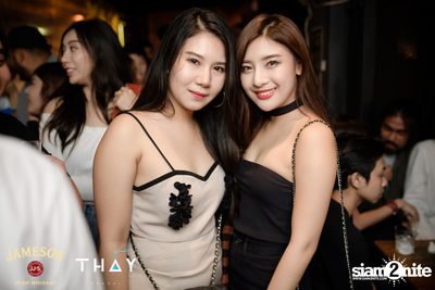 Thay Days กับ Greasy Cafe ที่ เท เอกมัย — photo 106