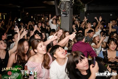 Thay Days กับ Greasy Cafe ที่ เท เอกมัย — photo 117
