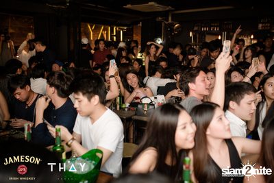 Thay Days กับ Greasy Cafe ที่ เท เอกมัย — photo 121