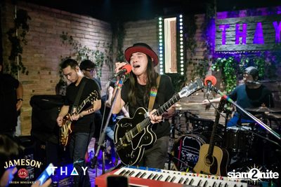Thay Days กับ Greasy Cafe ที่ เท เอกมัย — photo 122