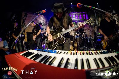 Thay Days กับ Greasy Cafe ที่ เท เอกมัย — photo 123