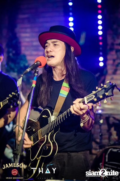 Thay Days กับ Greasy Cafe ที่ เท เอกมัย — photo 129
