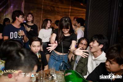 Thay Days กับ Greasy Cafe ที่ เท เอกมัย — photo 132