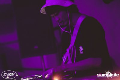 BEAM x Sneakavilla x 9face Present Reminisce Party — photo 41