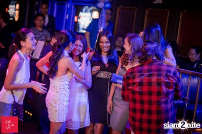 Supersonic Saturdays กับ Groove, Ome & Knatz ที่ เซ ลา วี — photo 16