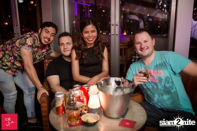 Supersonic Saturdays กับ Groove, Ome & Knatz ที่ เซ ลา วี — photo 35