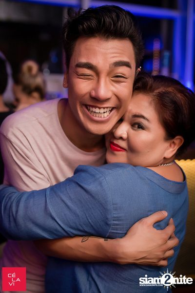 Supersonic Saturdays กับ Groove, Ome & Knatz ที่ เซ ลา วี — photo 50