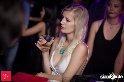 Supersonic Saturdays กับ Groove, Ome & Knatz ที่ เซ ลา วี — photo 63