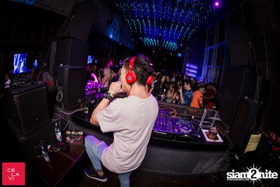 Supersonic Saturdays กับ Groove, Ome & Knatz ที่ เซ ลา วี — photo 102