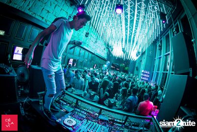 Supersonic Saturdays กับ Groove, Ome & Knatz ที่ เซ ลา วี — photo 103