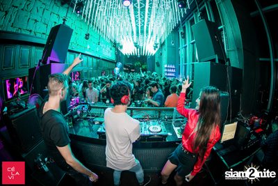 Supersonic Saturdays กับ Groove, Ome & Knatz ที่ เซ ลา วี — photo 104