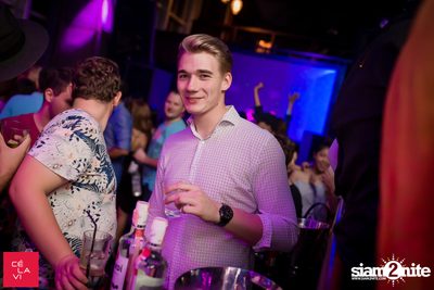 Supersonic Saturdays กับ Groove, Ome & Knatz ที่ เซ ลา วี — photo 109