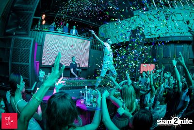 Supersonic Saturdays กับ Groove, Ome & Knatz ที่ เซ ลา วี — photo 126