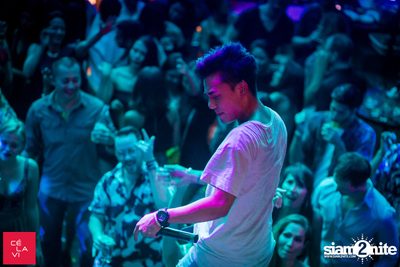 Supersonic Saturdays กับ Groove, Ome & Knatz ที่ เซ ลา วี — photo 155