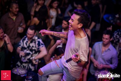 Supersonic Saturdays กับ Groove, Ome & Knatz ที่ เซ ลา วี — photo 156