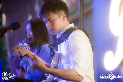 Friday Night at Wine Republic Thonglor — photo 12