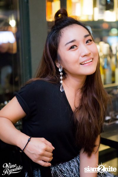 Friday Night at Wine Republic Thonglor — photo 15