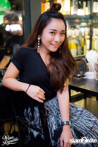 Friday Night at Wine Republic Thonglor — photo 16