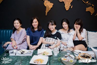 Friday Night at Wine Republic Thonglor — photo 20