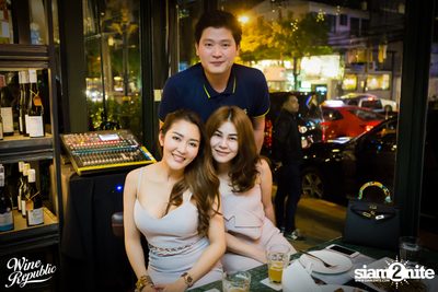 Friday Night at Wine Republic Thonglor — photo 24
