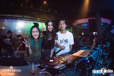 Palmy ที่ ดิฟเฟอร์ ผับ พัทยา — photo 56