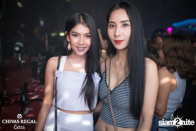 Palmy ที่ ดิฟเฟอร์ ผับ พัทยา — photo 59
