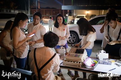 Tipsy Vintage Night with Two Popetorn at Tipsy Bkk — photo 4