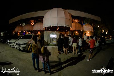 Tipsy Vintage Night with Two Popetorn at Tipsy Bkk — photo 6