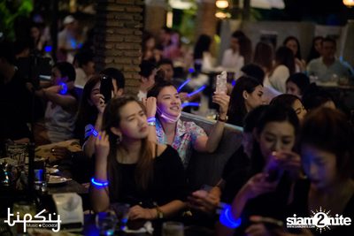 Tipsy Vintage Night with Two Popetorn at Tipsy Bkk — photo 96