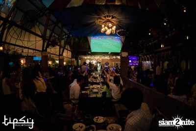 Tipsy Vintage Night with Two Popetorn at Tipsy Bkk — photo 109