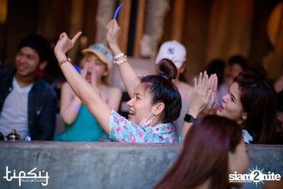 Tipsy Vintage Night with Two Popetorn at Tipsy Bkk — photo 134