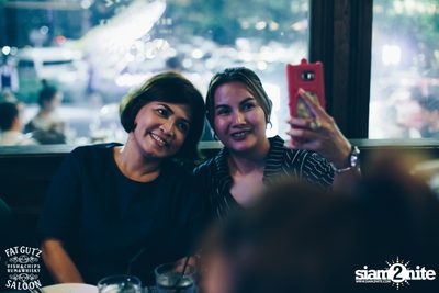 Maew Chirasak ที่ แฟท กัทซ์ อีสต์วิลล์ — photo 48