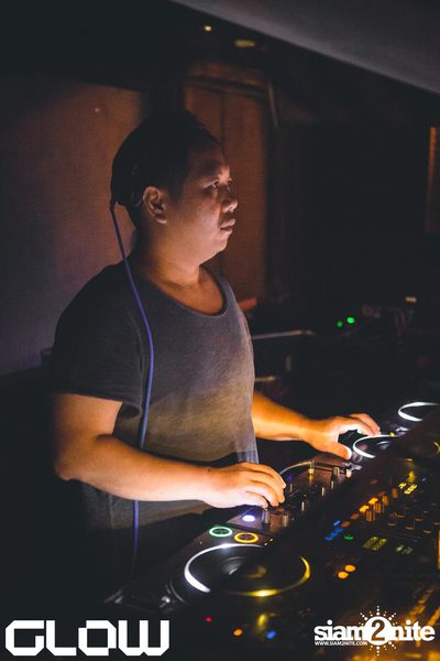 Retox Sessions Presents Basti Grub at GLOW — photo 6