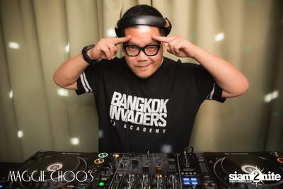 Bad & Boujee Launch Party ที่ แม็กกี้ ชูส์ — photo 2